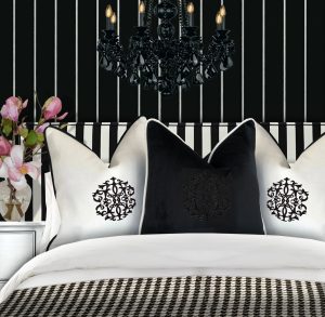 Petronia Ivory Cushion